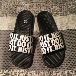 Nike flip flops